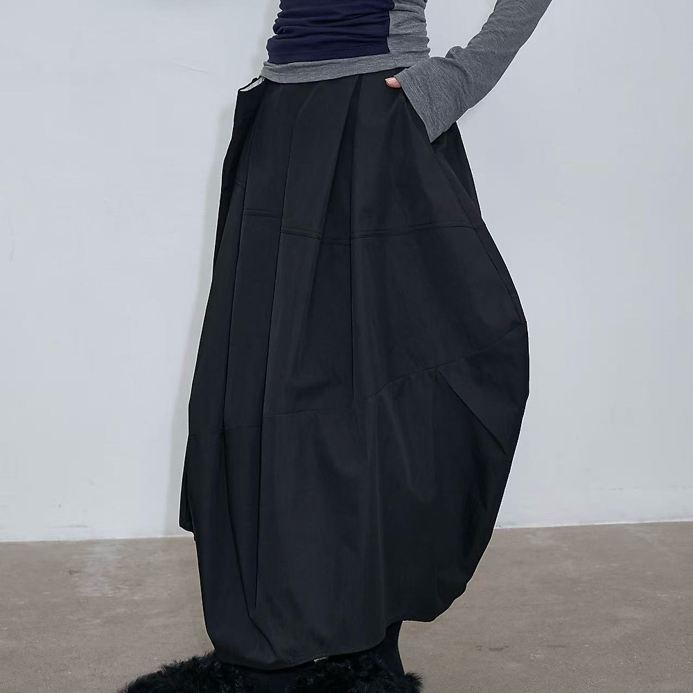 Twist Skirt Black