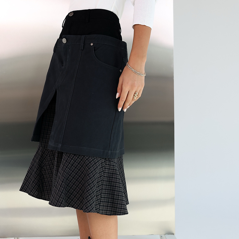 The Noir Layered Skirt Dark Grey