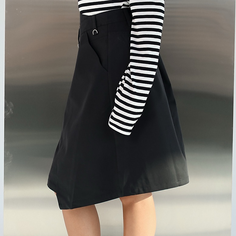 Edge Skirt