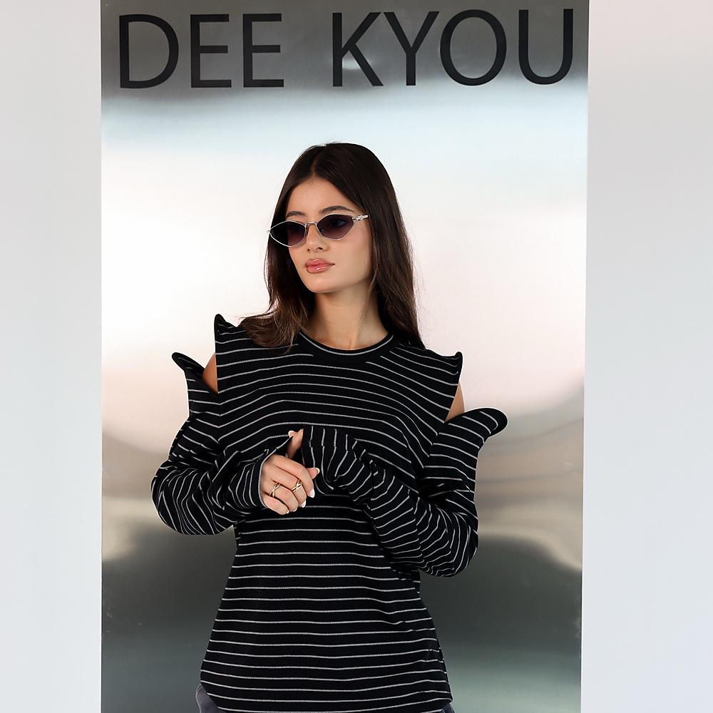 Edge Skirt Black