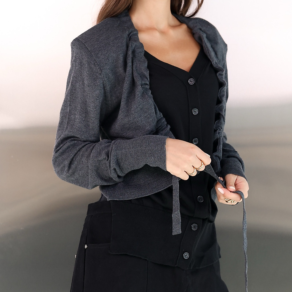 Cropped knit cardigan Grey