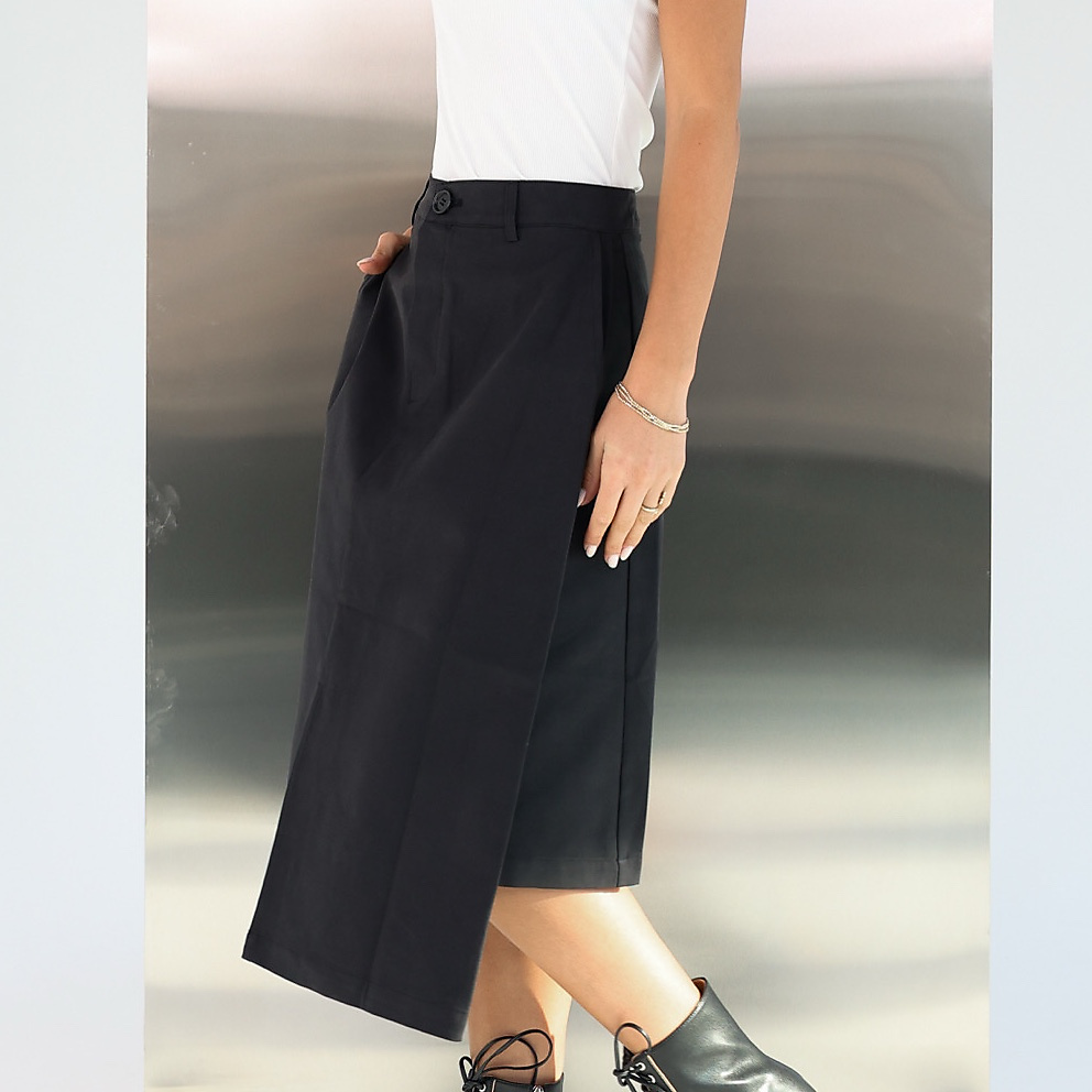 Cut out Black Skirt