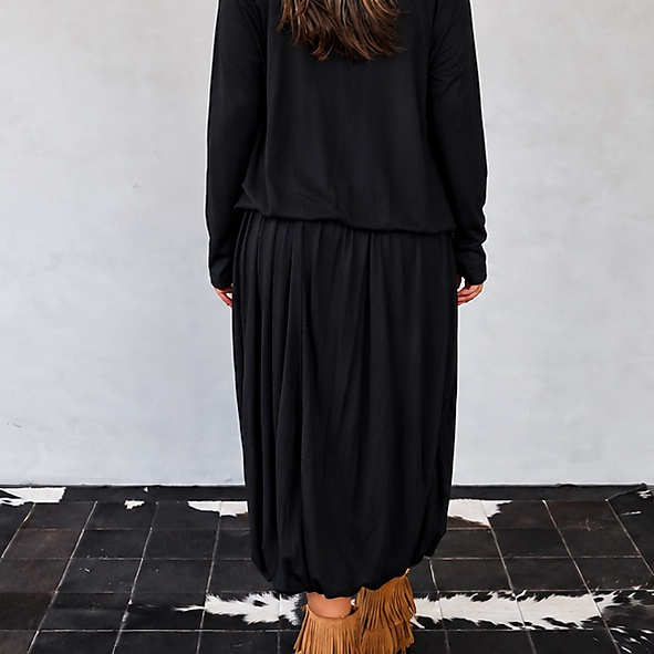 Light Wool Top & Maxi Skirt Set Black