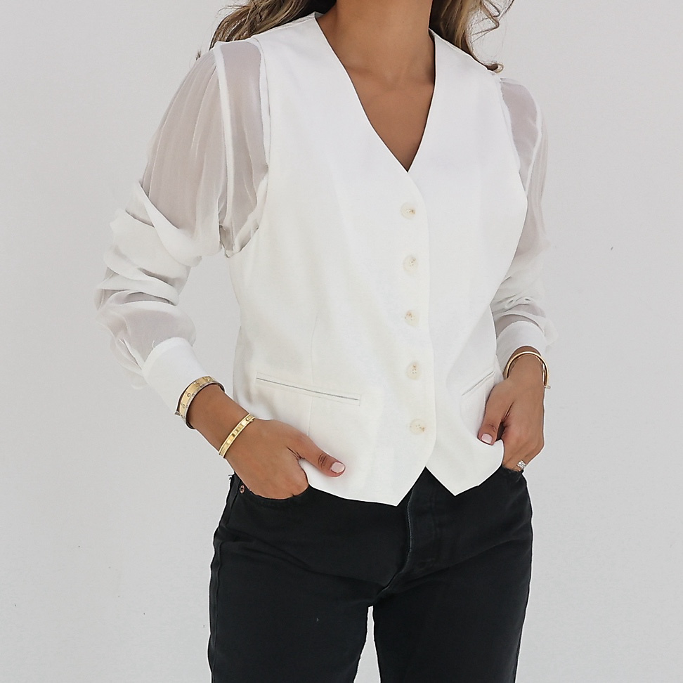 Open shoulder Top