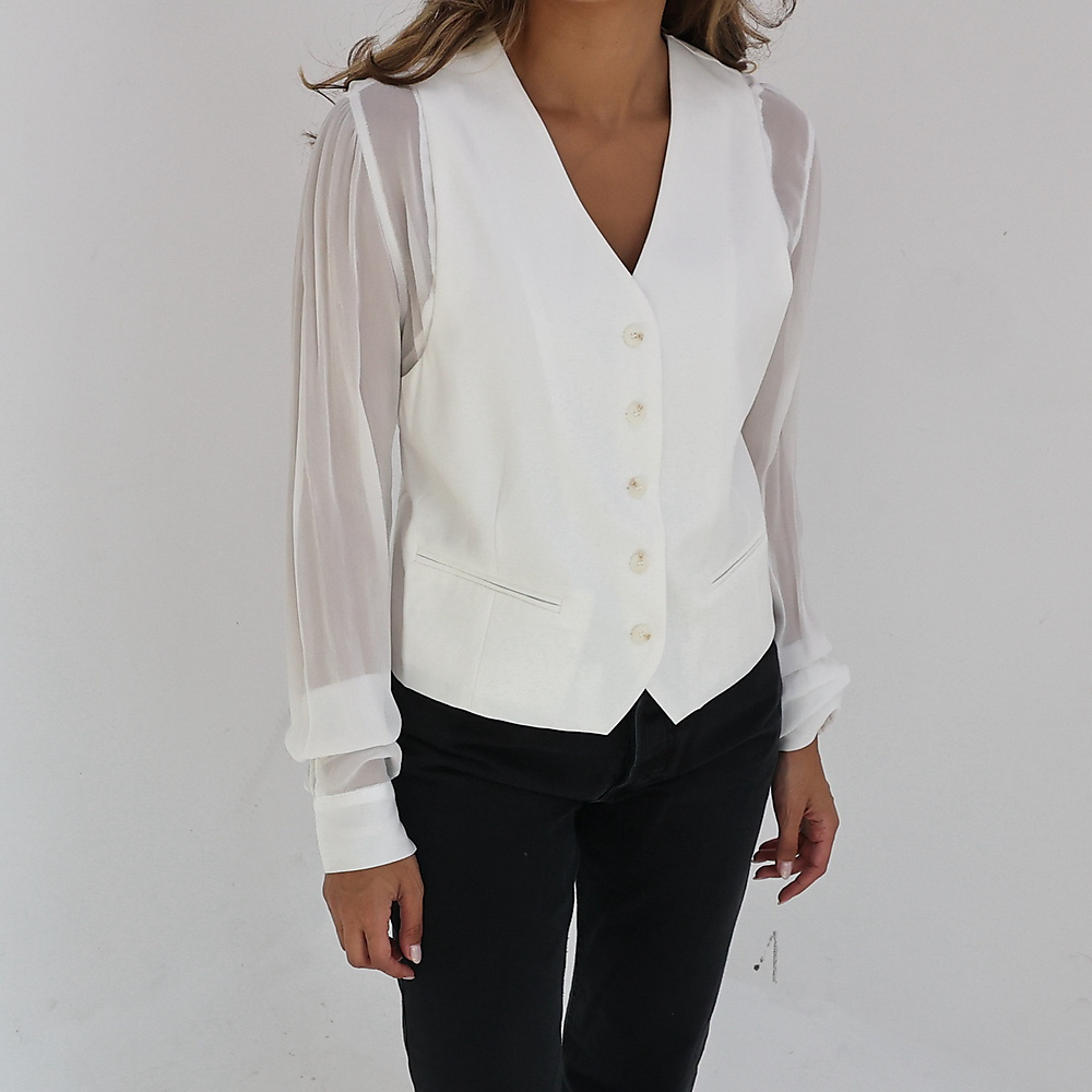 Open shoulder Top