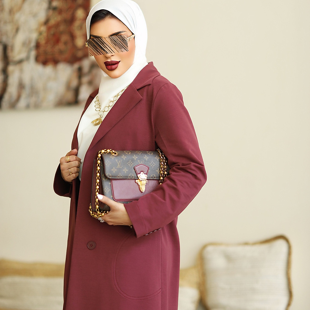 am maroon