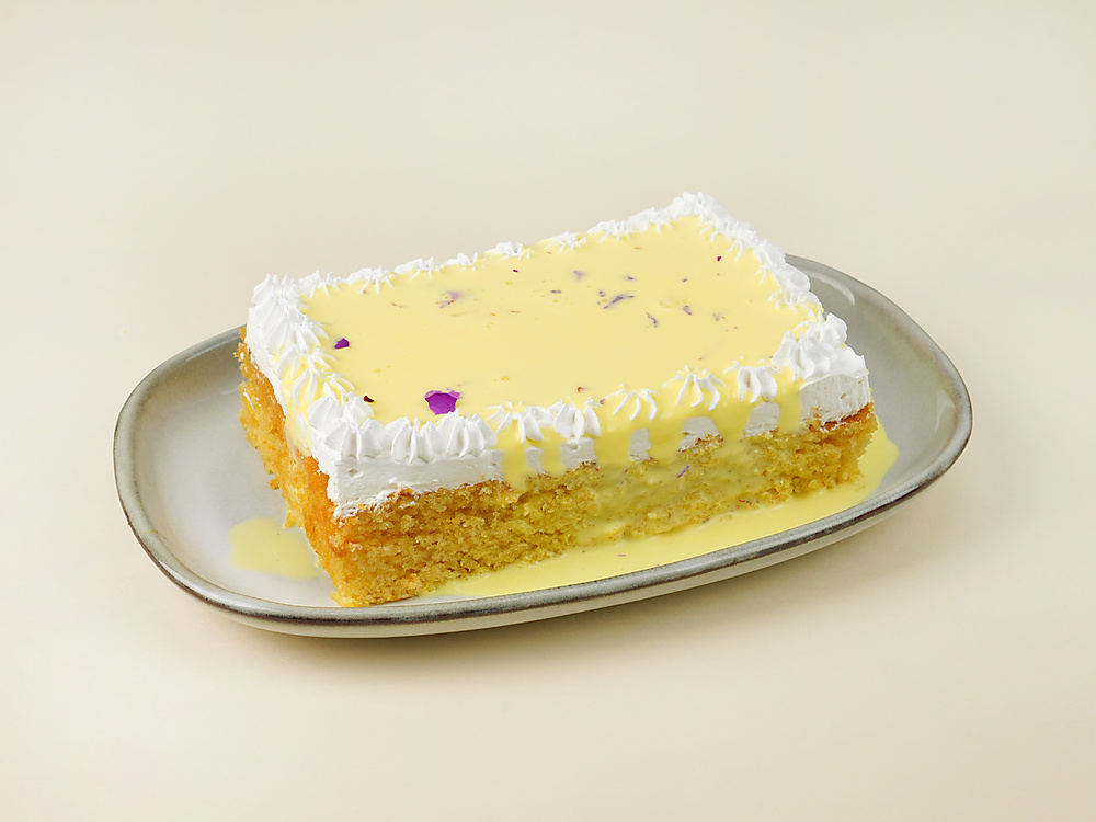 Saffron cake