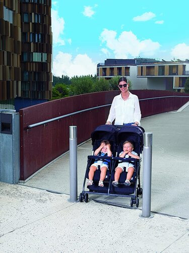 شيكو عربة أطفال توأم  Ohlala - لون أسود