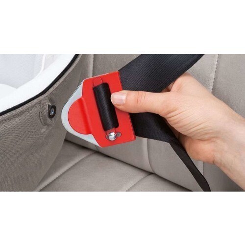 شيكو عدة سيارة للأطفال - Trio