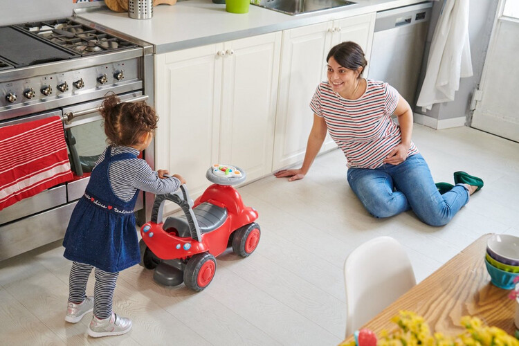 شيكو لعبة Billy المشي والركوب - اصفر