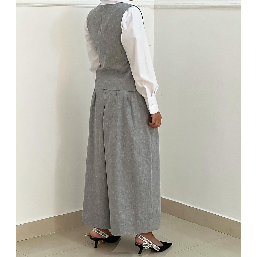 suit - TWO pieces
