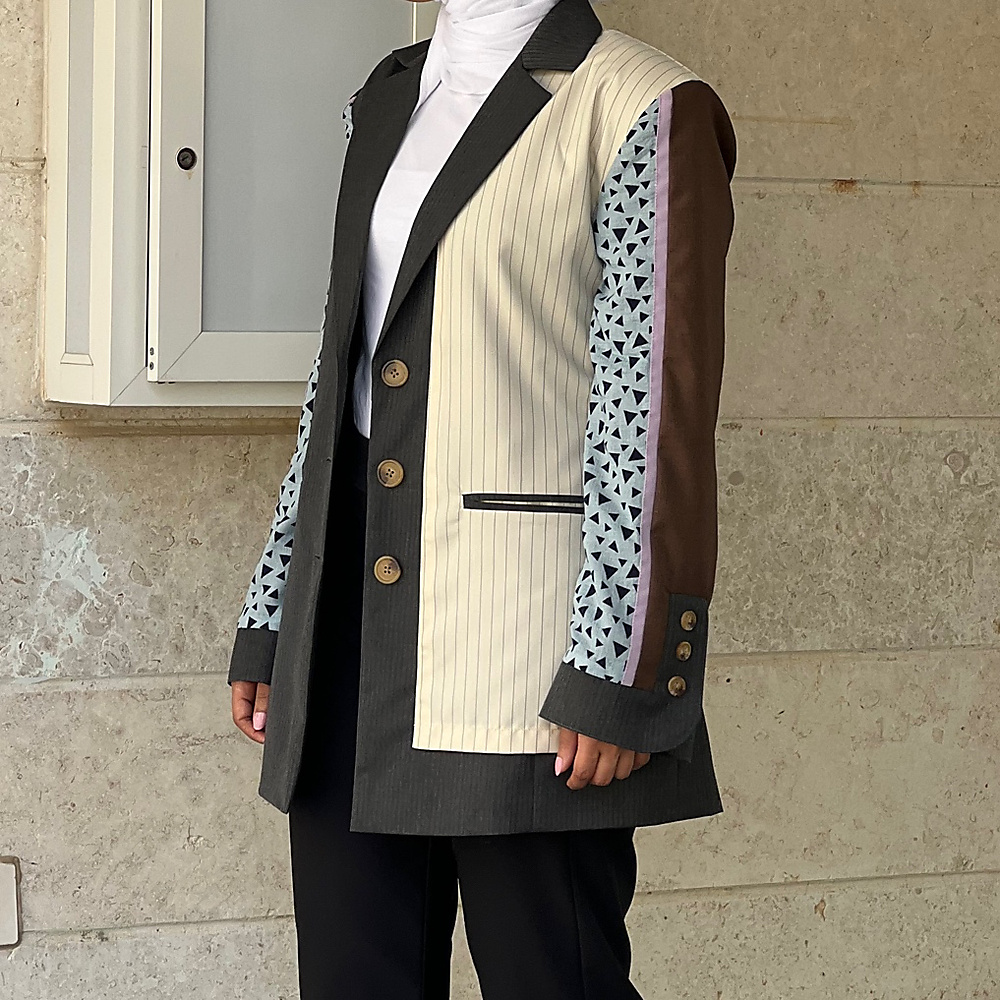 بالطو رمادي