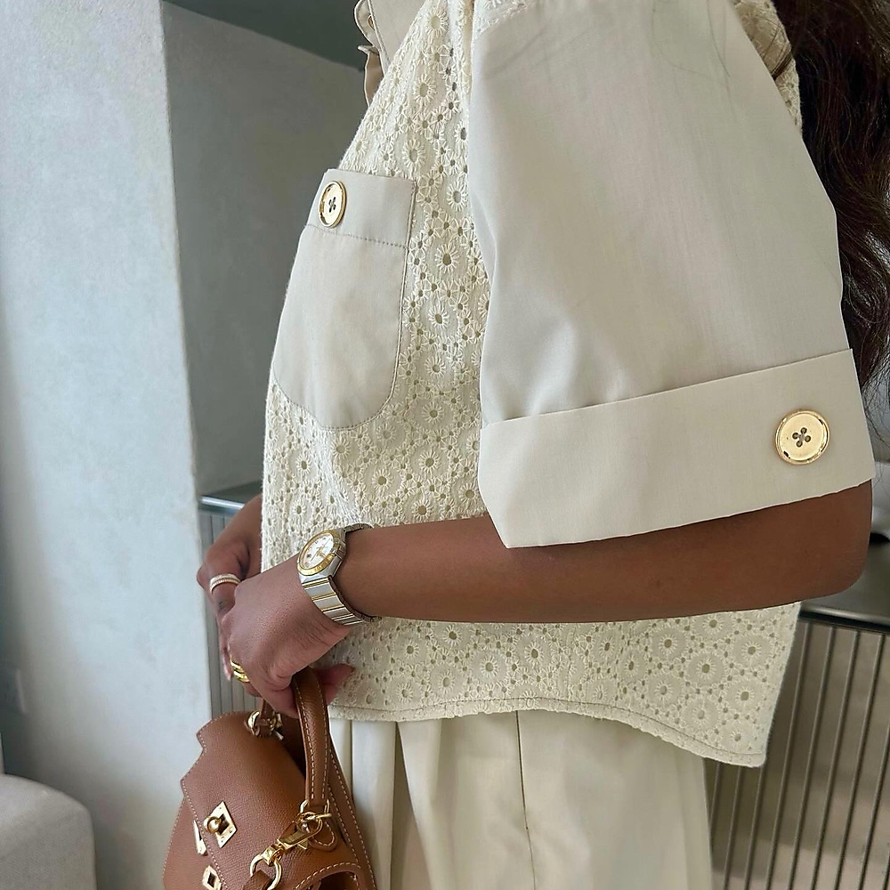 beige set