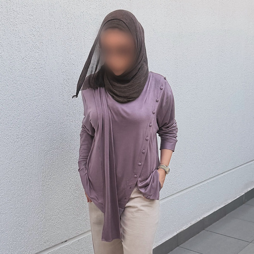 scarf shirt