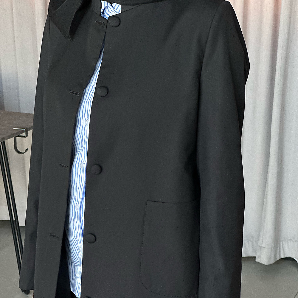 Classic 7 Black Cashmere