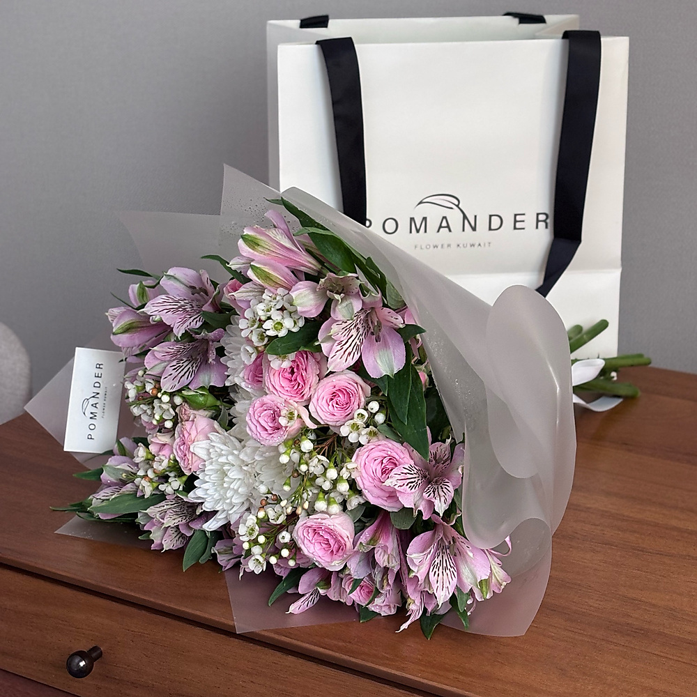 hand Bouquet pink