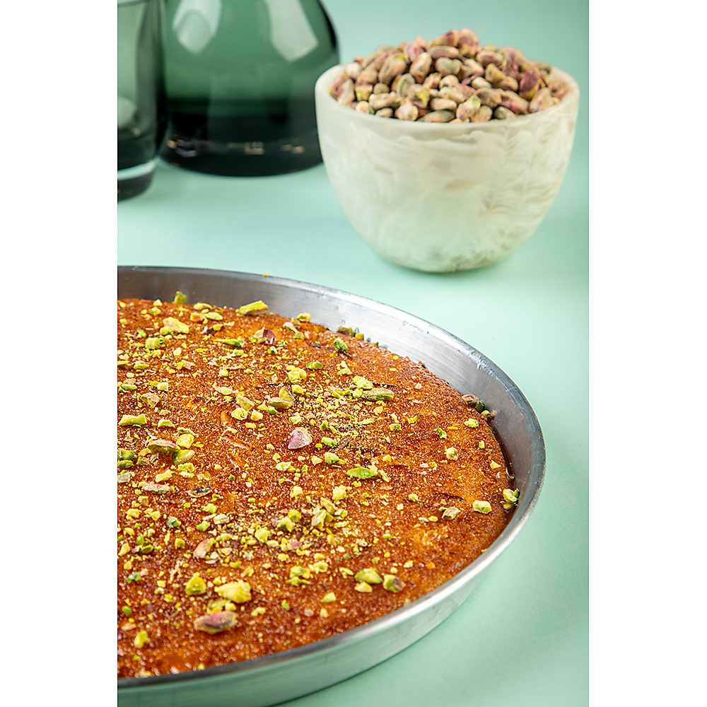 صينية كنافة زوارتنا شقرا