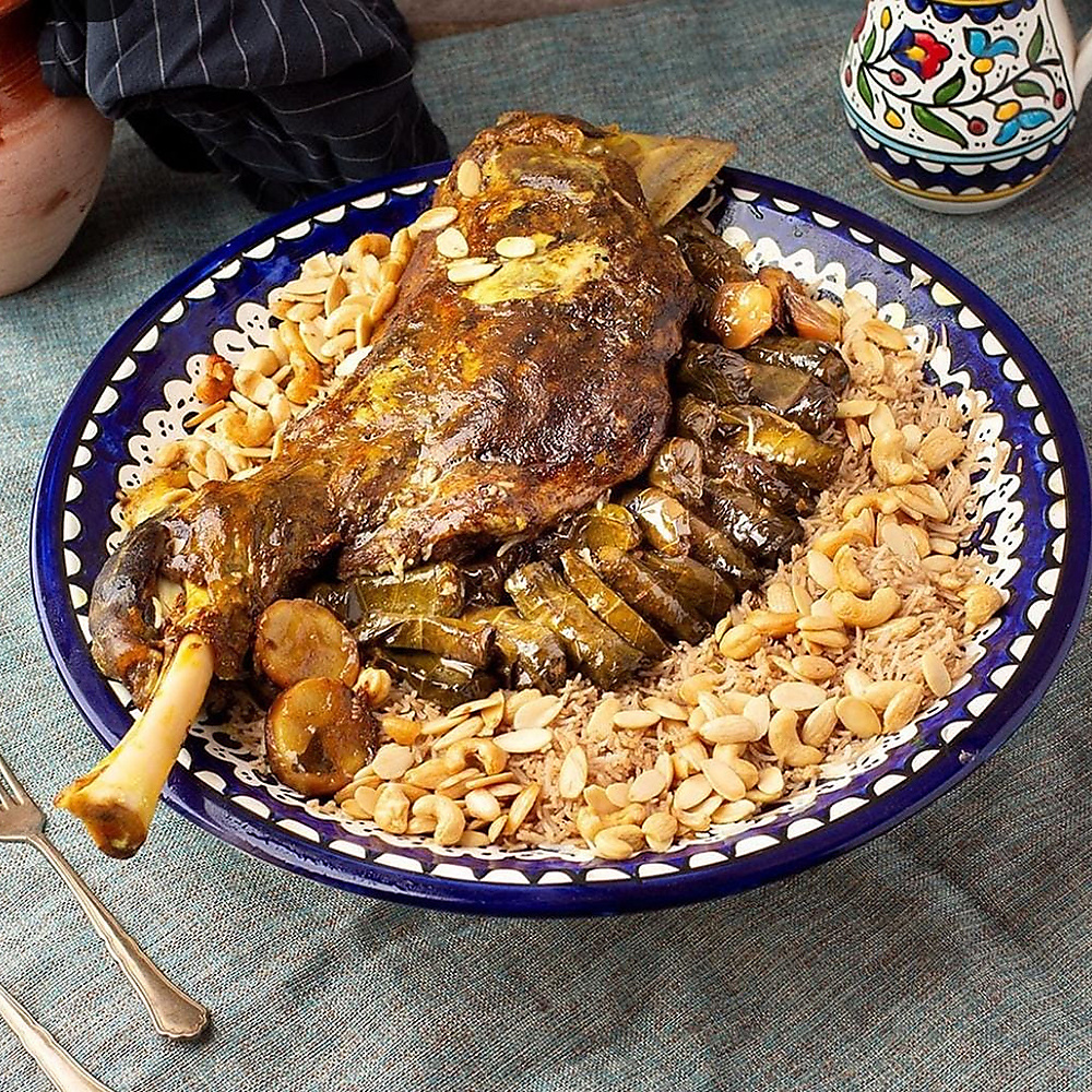 كتف محشي ورق عنب