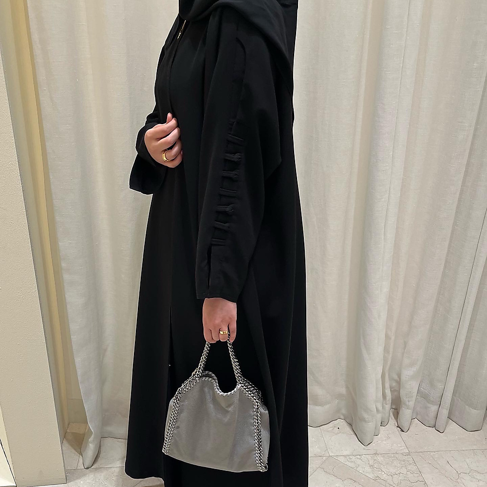 SR