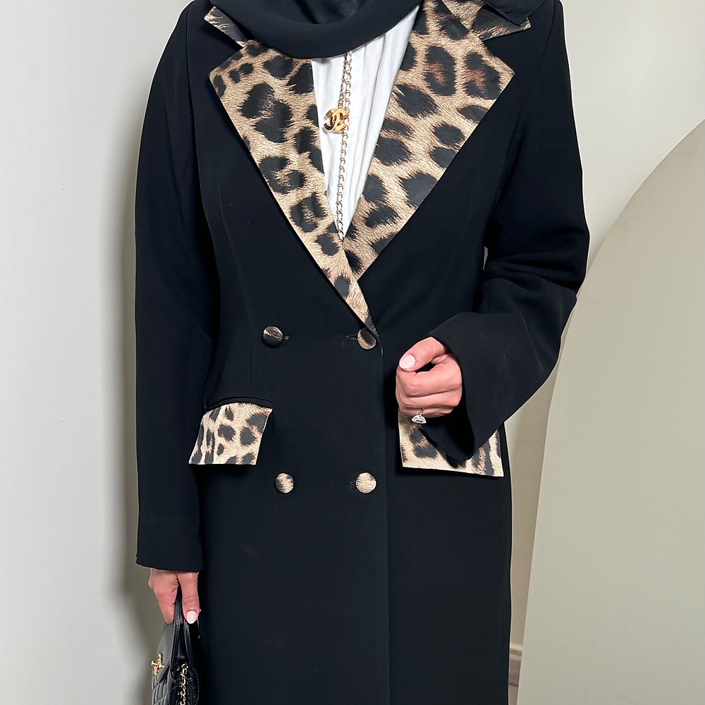 tiger abaya