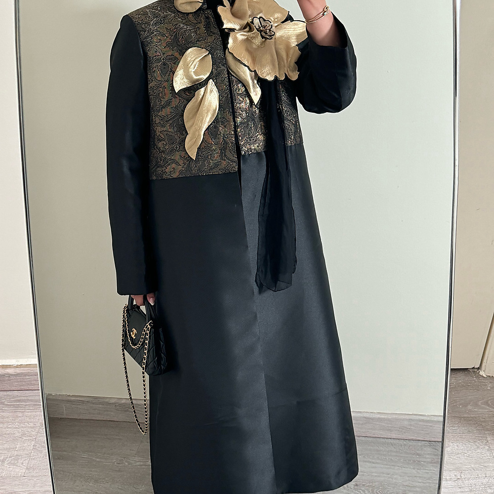floral abaya