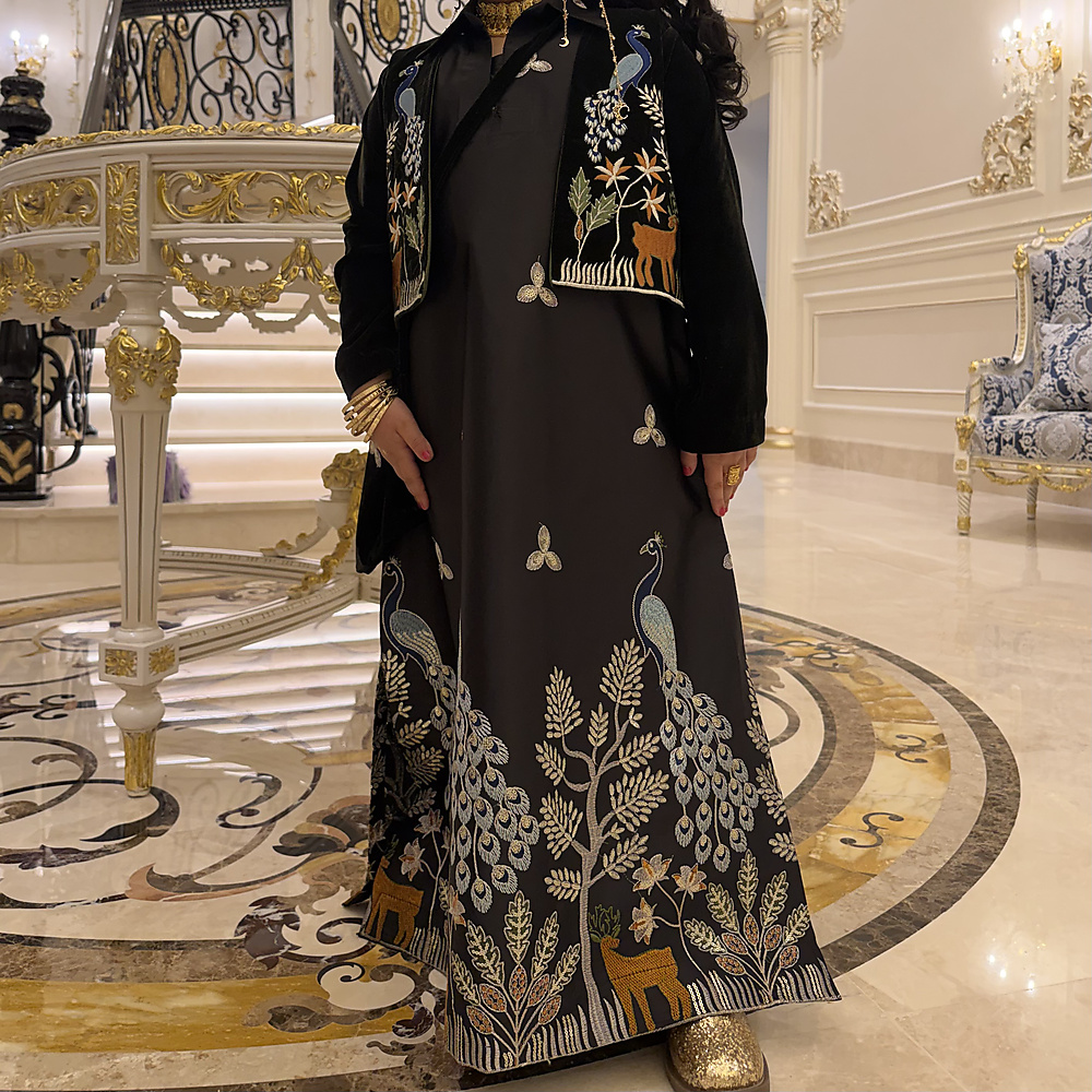 Peacock quftan 2025
