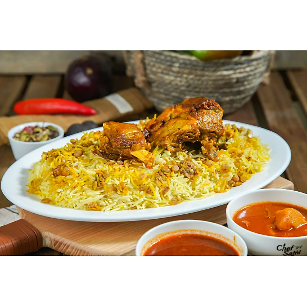 Buy 4 Chicken Machboos meals (served on a tray) and get the 5th meal FREE.