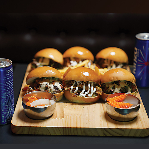1/2 Dozen Shawerma Box