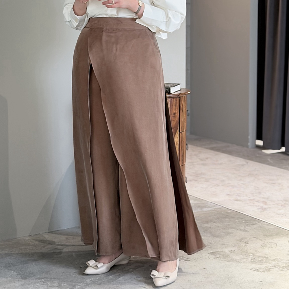 Dusky Brown Cross Pants