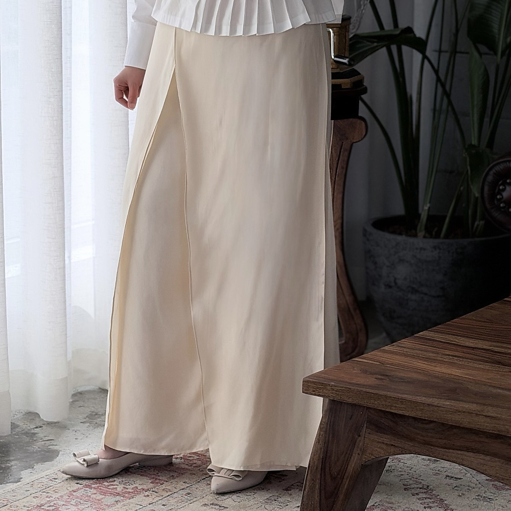 Ivory Cross Pants