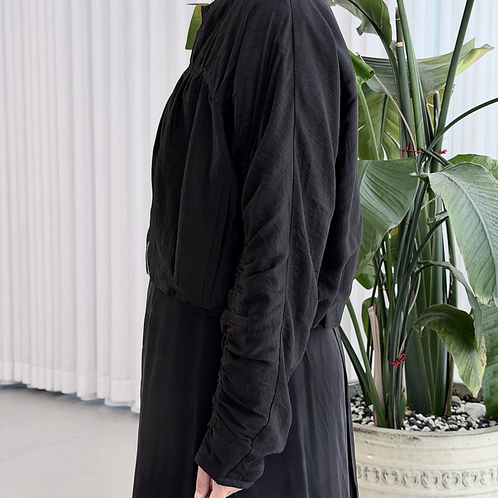 Silky Bomber Jacket أسود