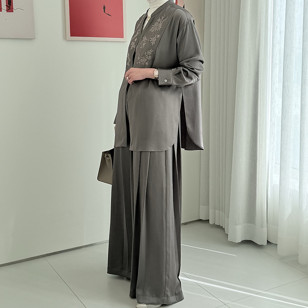 Dark Grey Silk Set 13.0