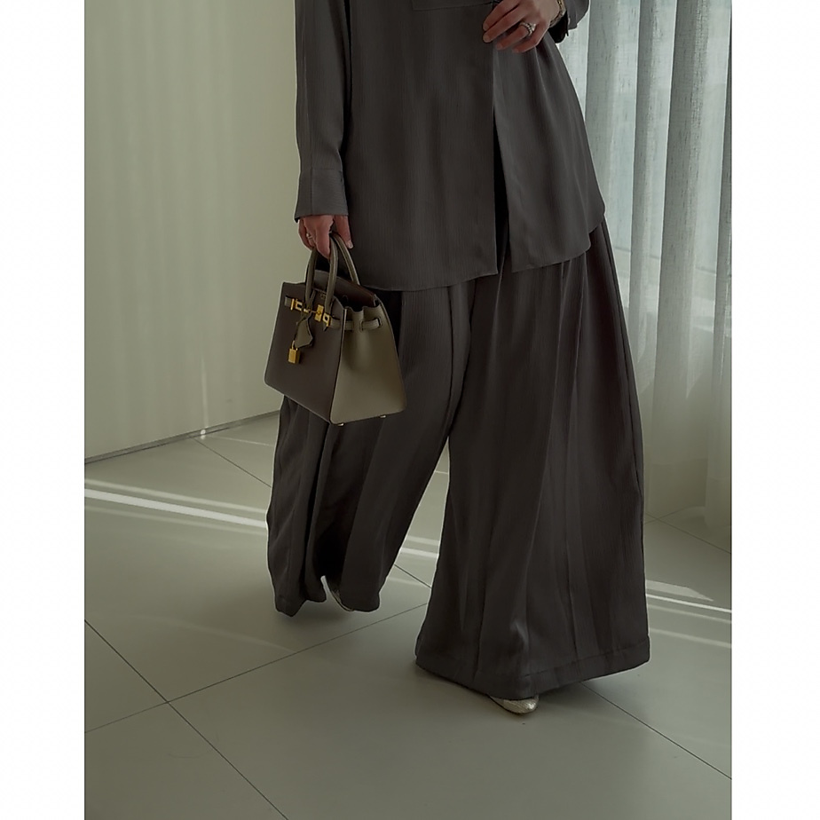 Dark Grey Silk Set 13.0
