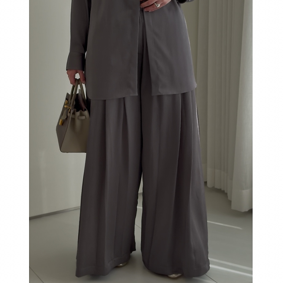 Dark Grey Silk Set 13.0