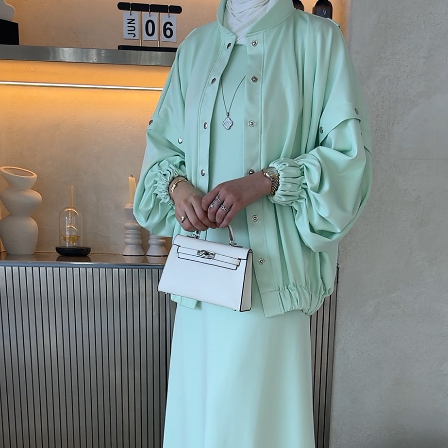 اللون التيفاني