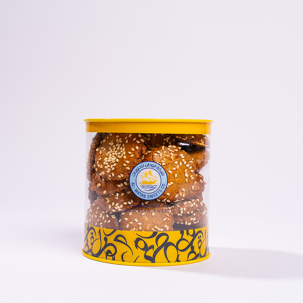 Cinnamon Biscuits With Sesame