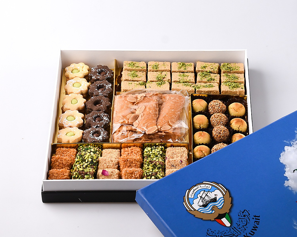alwatan mujazaa tray (( cartoon box ))