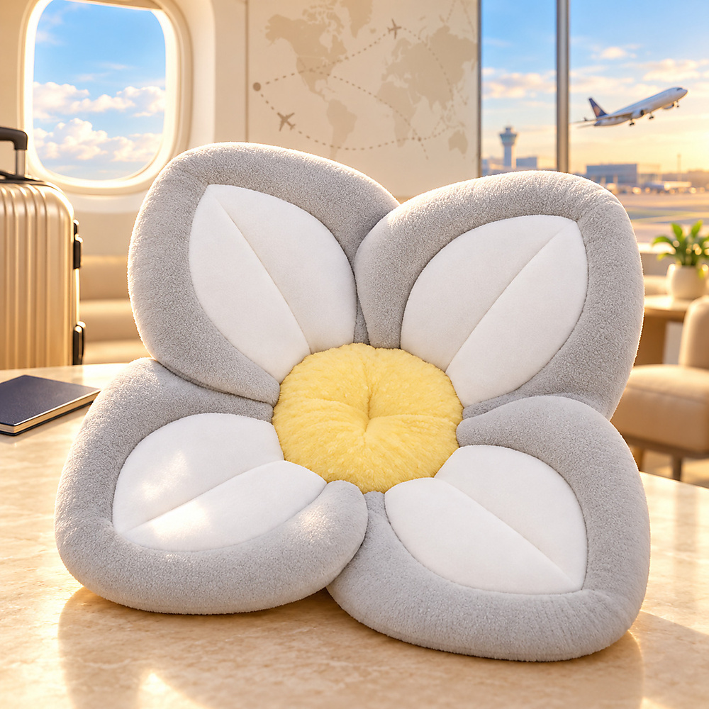 Flower-Shaped Baby Bath Cushion – Colored Edges