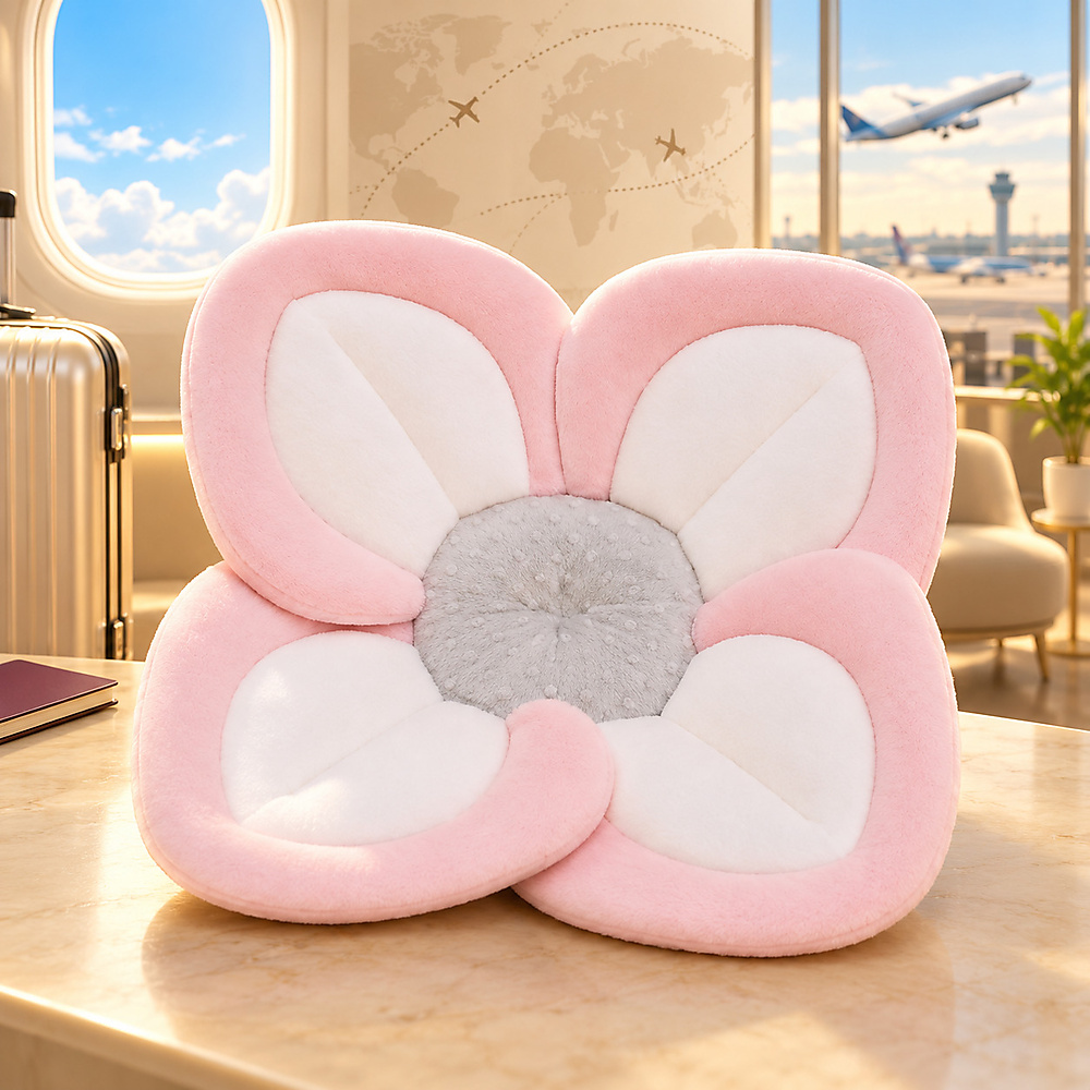 Flower-Shaped Baby Bath Cushion – Colored Edges