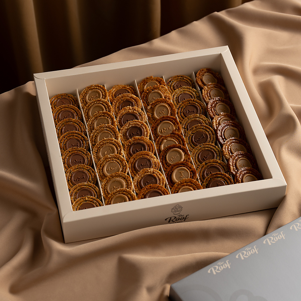Nuts and cocoa sesame