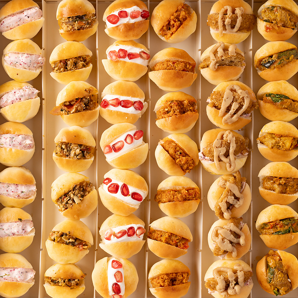 Mini Sandwiches with The Roof Sauce and Fillings