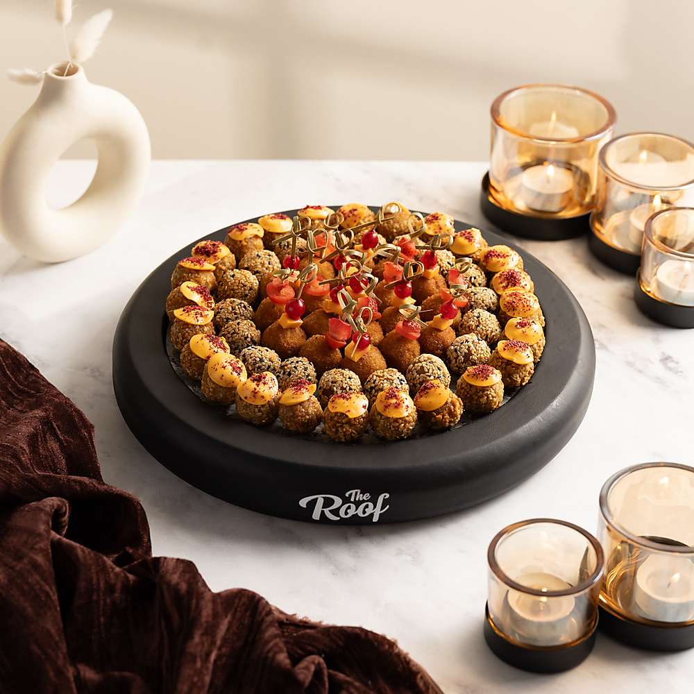 The Roof  offers Tray 7