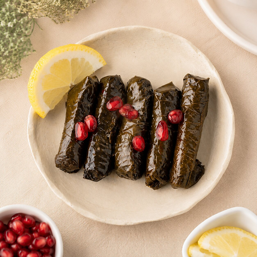 Grape leaves with pomegranate, 25 pieces