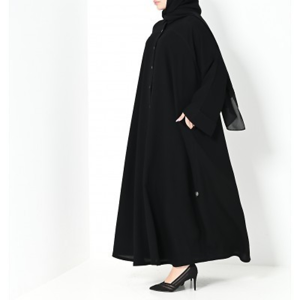 SS 15 Black