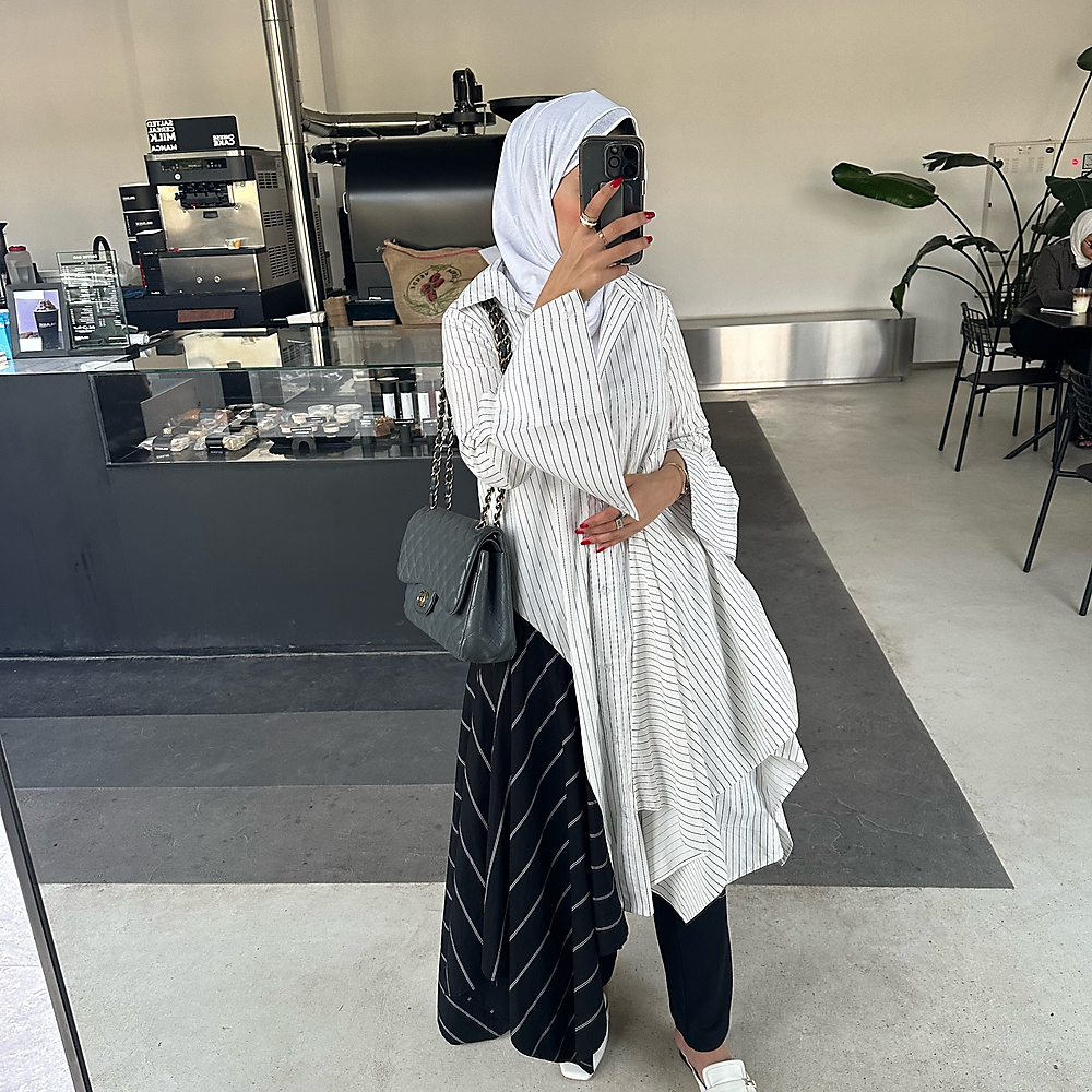قميض-سترايبد