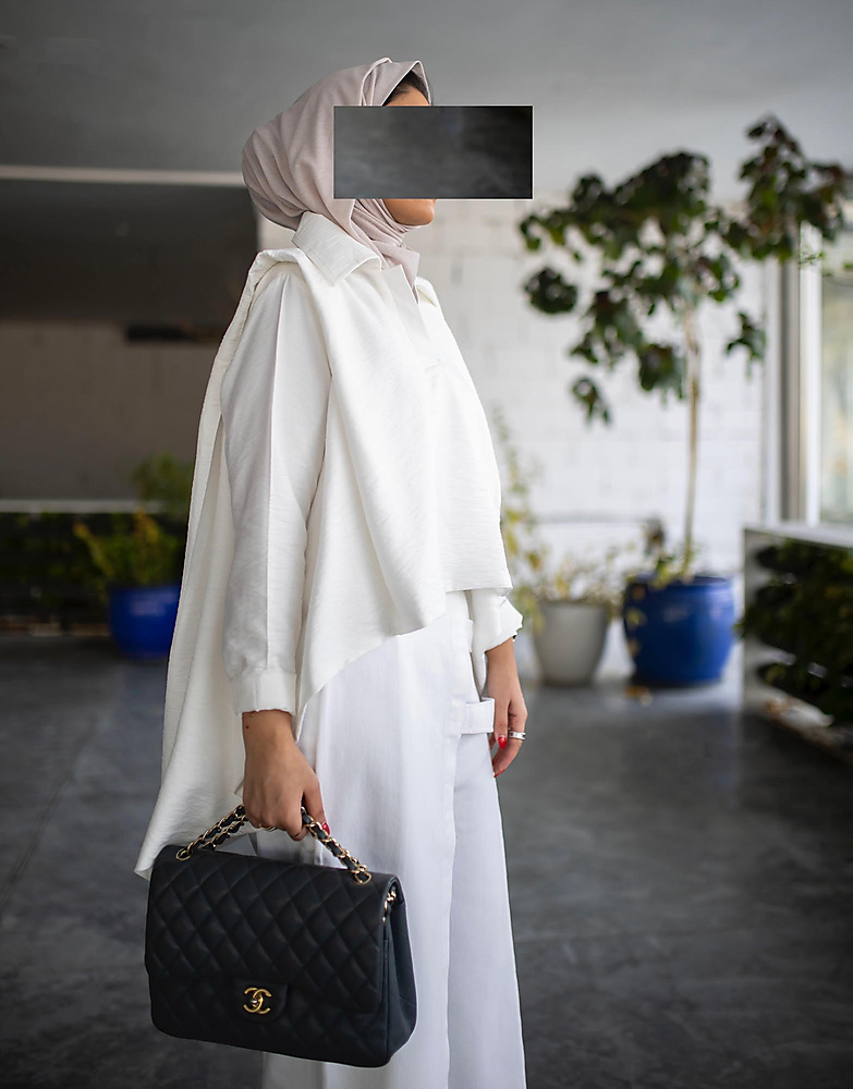 توب ابيض مع بنطرون