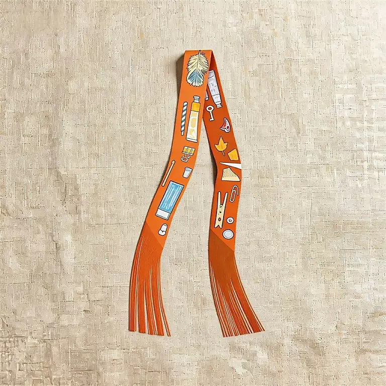 سكارف برتقالي مع هدب