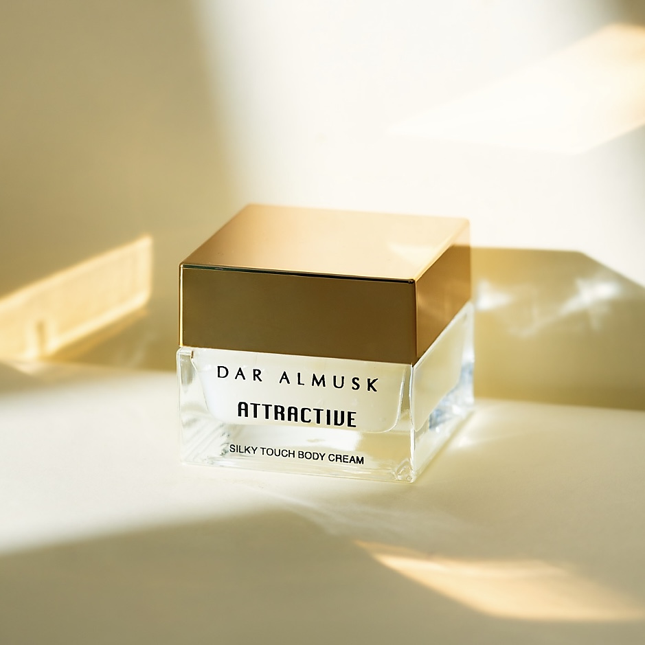 ATTRACTIVE-silky