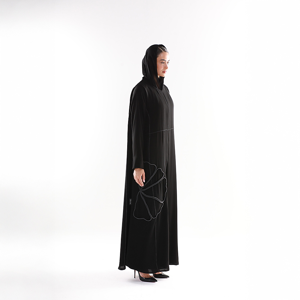 عباية بتفاصيل حياكة بارزة N2006