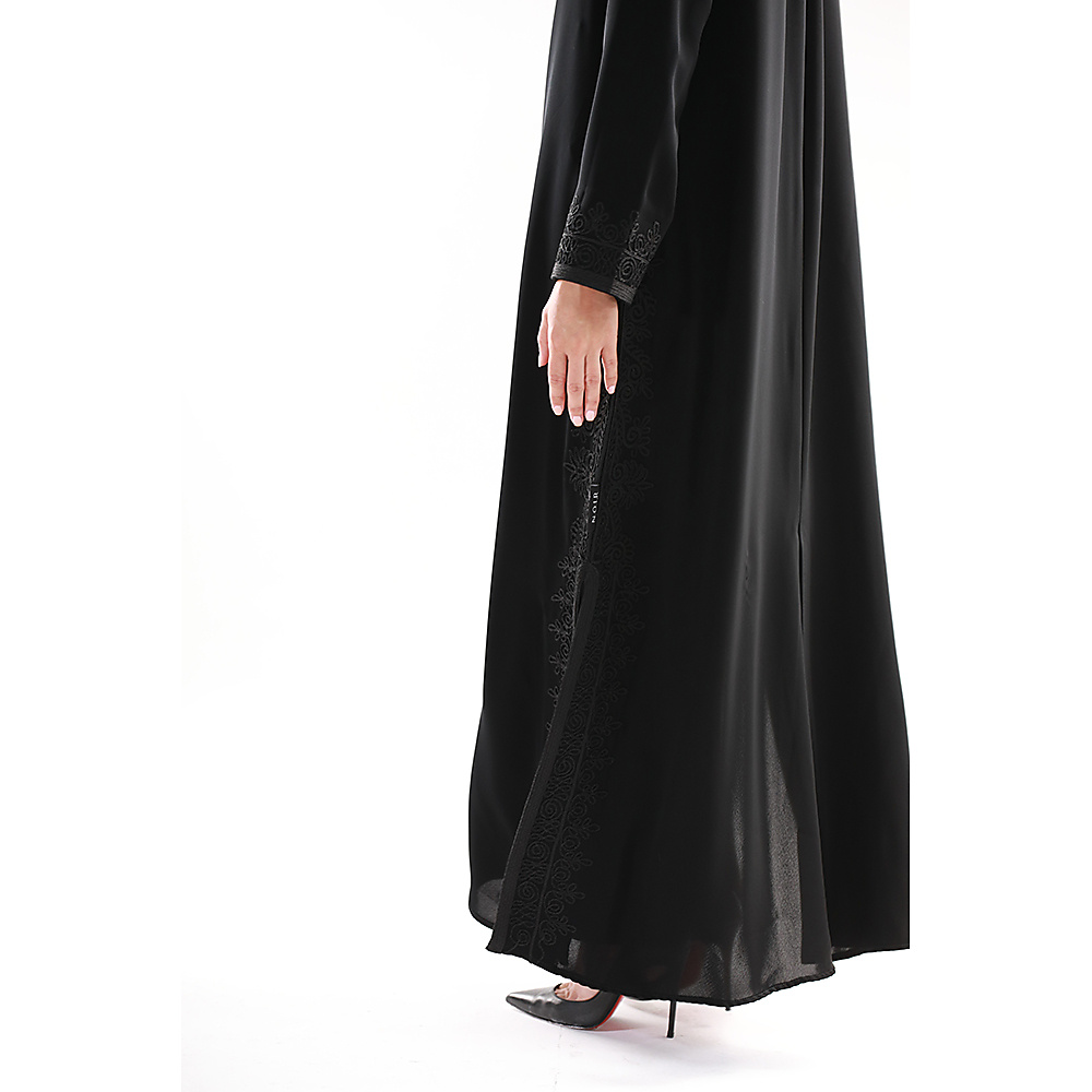 عباية بتطريز  N2001